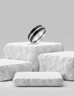 Bague acier CARGO 3 bandes et laque noire 8 mm SO OR
