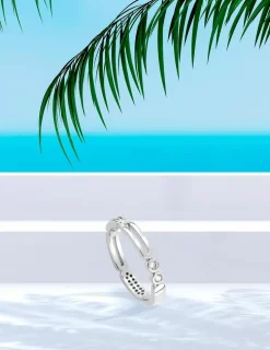 Bague en argent 925 ‰ rhodié et oxydes de zirconium SO OR