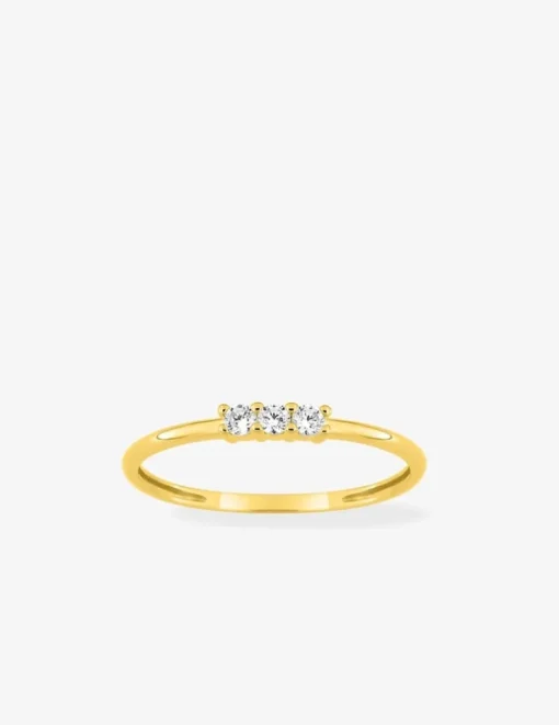 Bague en or jaune 375 ‰ et trois oxydes de zirconium blancs SO OR