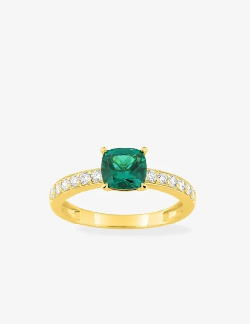 Bague en or jaune 375 ‰, émeraude et diamants synthétiques 0,26 ct SO OR