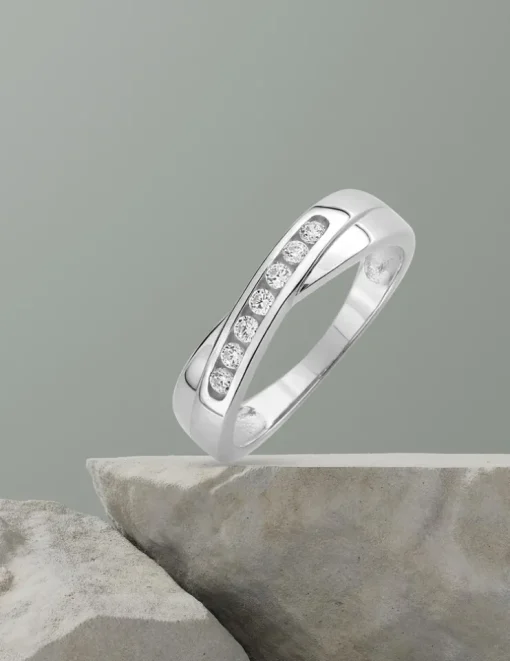 Bague fantaisie or blanc 375‰ et oxyde de zirconium SO OR