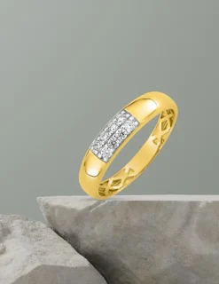 Bague jonc or jaune 375‰ et oxyde de zirconium SO OR