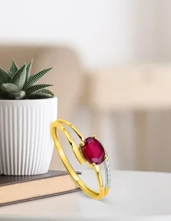 Bague or jaune 375‰ et rubis SO OR