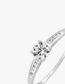Bague solitaire accompagné or blanc 375 ‰ et oxydes de zirconium SO OR