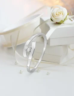 Bague solitaire or blanc 375 ‰ et oxyde de zirconium SO OR
