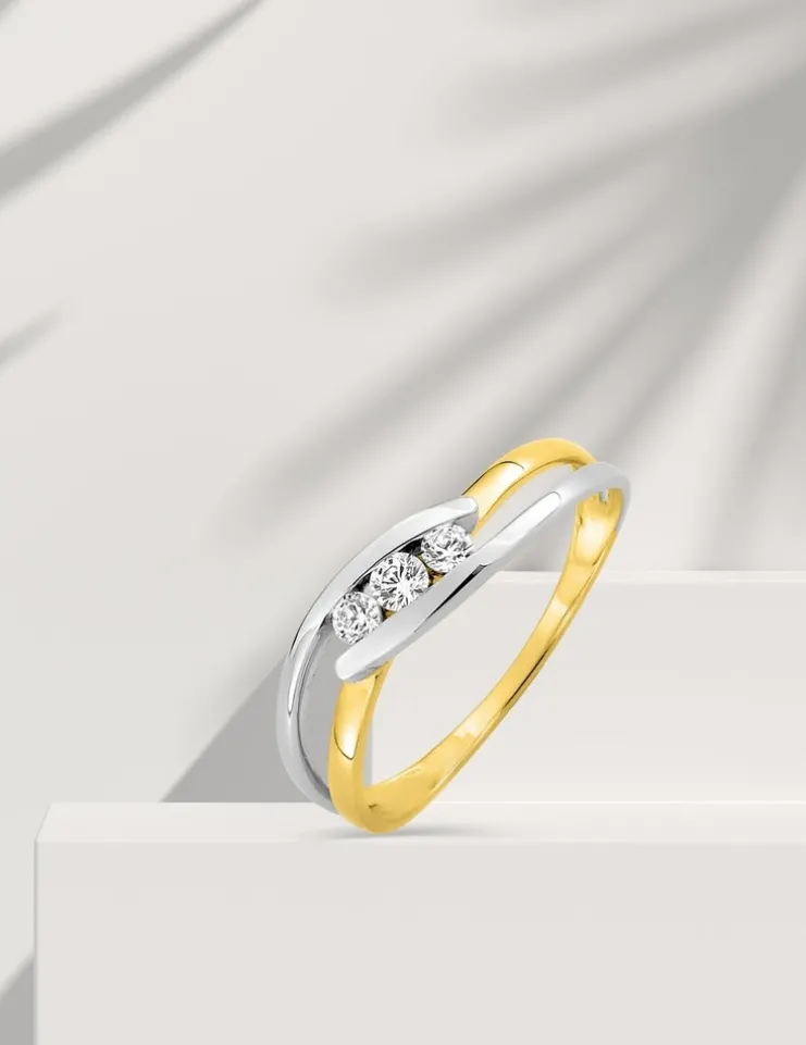 Bague trilogie bicolore or 375 ‰ oxyde de zirconium SO OR