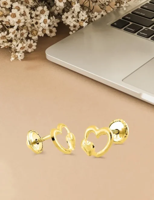 Boucles d'oreilles clous cœur or jaune 750 ‰ SO OR