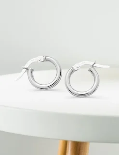 Boucles d'oreilles créoles lisses or blanc 750 ‰ diamètre ext 8 mm SO OR