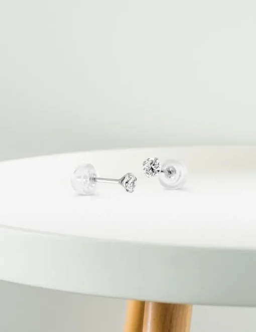Boucles d'oreilles or blanc 375‰ et oxyde de zirconium SO OR