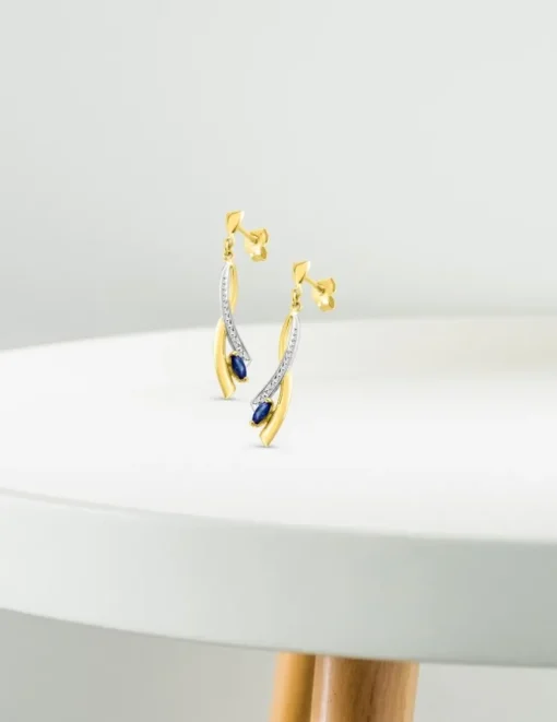 Boucles d'oreilles pendantes fantaisie or jaune 750 ‰, saphir et rhodium SO OR