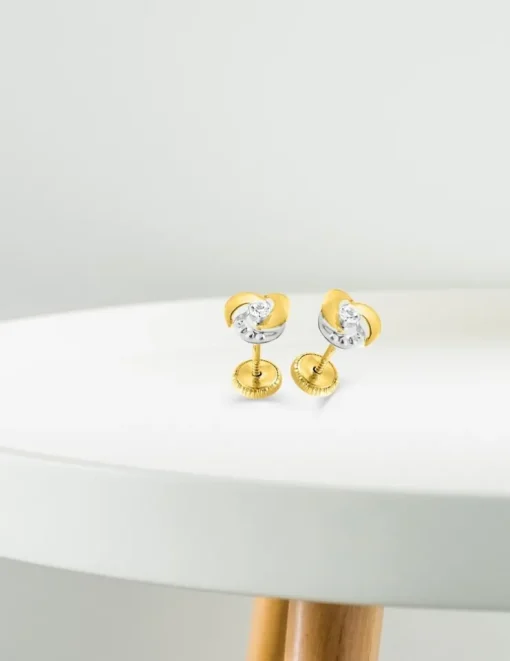Boucles d'oreilles rosaces en or jaune 375‰ et oxyde de zirconium SO OR