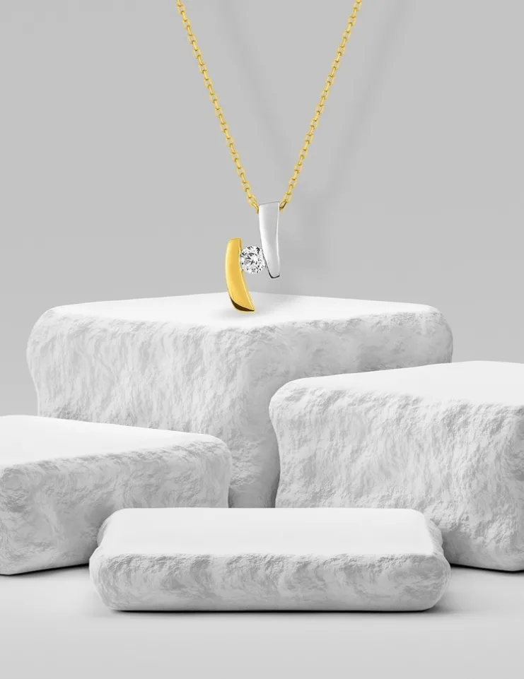 Collier bicolore or jaune 375 ‰ et oxyde de zirconium serti 4 griffes SO OR