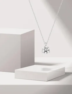 Collier or blanc 375 ‰ et oxyde 6 mm serti deux griffes SO OR