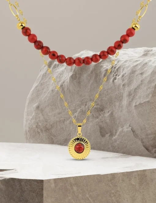 Collier pendentif double acier doré et turquoise rouge synthétique, chaine fantaisie SO OR