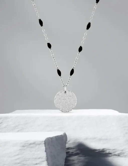 Collier pendentif fantaisie noir et acier SO OR
