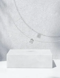 Collier solitaire or blanc 375‰ et diamant 0,029 ct SO OR