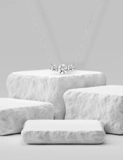 Collier Trilogie or blanc 375 ‰ et oxydes de zirconium SO OR